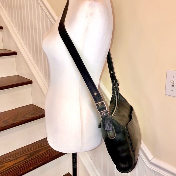 Vintage COACH Bleeker Black Leather Slim Duffle Feeder Crossbody Shoulder Bag - Picture 1 of 17